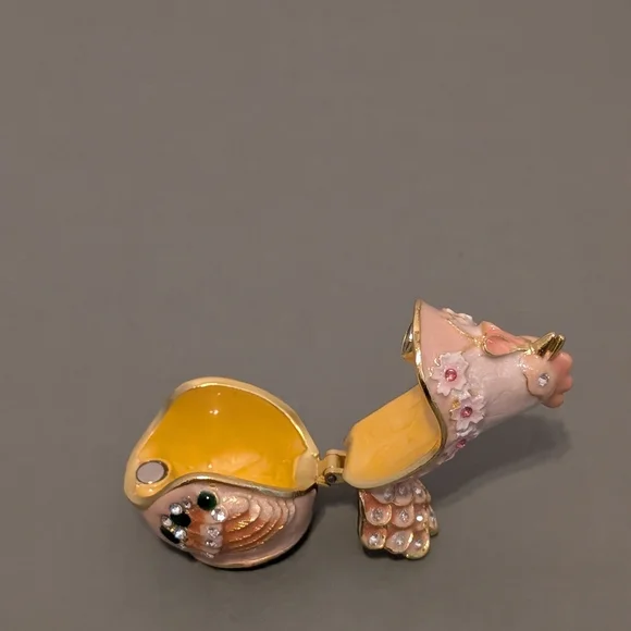 Jeweled Hen Trinket Box - Picture 3 of 3